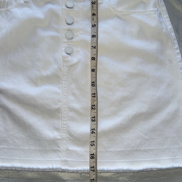 Aideen White Button-Front Denim Mini Skirt Stretch Cotton Blend Raw Hem Sz 10 - Picture 6 of 14